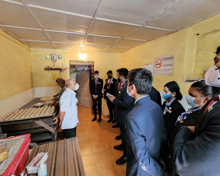 VMSIIHE students on a field trip